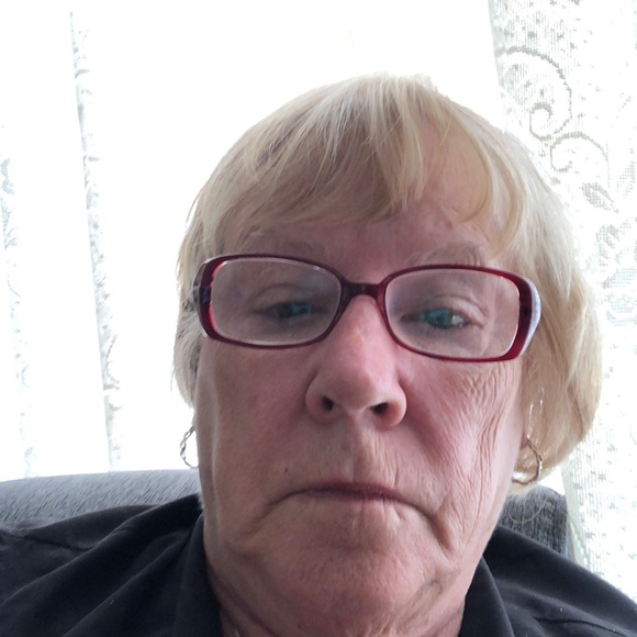 Meet your Posher, Sandra - Picture 1 of 1